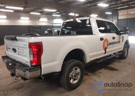 2017 Ford F-250 Xlt from USA, damaged, VIN 1FT7W2B60HEB68486